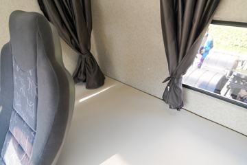 һ����� J7�ؿ� ������ 550���� 6X4 AMT�Զ���ǣ����(�����)(CA4250P77K25T1E5)ͼƬ