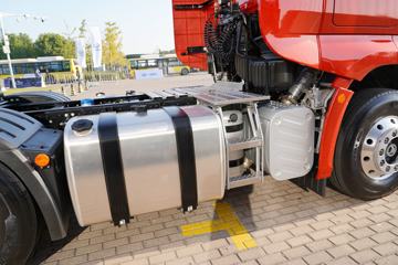 һ����� J7�ؿ� ������ 550���� 6X4 AMT�Զ���ǣ����(�����)(CA4250P77K25T1E5)ͼƬ