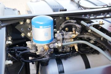 һ����� J7�ؿ� ������ 550���� 6X4 AMT�Զ���ǣ����(�����)(CA4250P77K25T1E5)ͼƬ