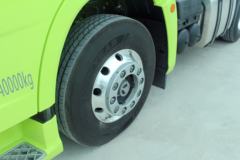 一汽解放 J7重卡 500马力 6X4牵引车(嫩芽绿)(CA4250P77K25T1E5)