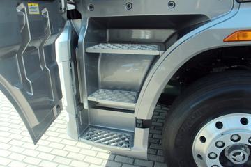 һ����� J7�ؿ� ������ 550���� 6X2R AMT�Զ���ǣ����ͼƬ