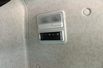 һ����� J7�ؿ� ������ 550���� 6X4ǣ����(��ѿ��)(CA4250P77K25T1E5)ͼƬ