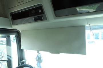 һ����� J7�ؿ� ������ 550���� 6X4ǣ����(��ѿ��)(CA4250P77K25T1E5)ͼƬ