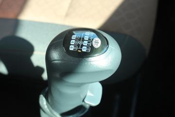 һ����� J7�ؿ� ������ 550���� 6X4ǣ����(��ѿ��)(CA4250P77K25T1E5)ͼƬ