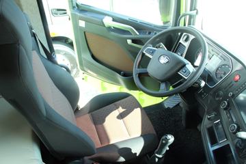 һ����� J7�ؿ� ������ 550���� 6X4ǣ����(��ѿ��)(CA4250P77K25T1E5)ͼƬ