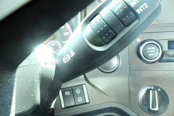 һ����� J7�ؿ� ������ 550���� 6X4ǣ����(��ѿ��)(CA4250P77K25T1E5)ͼƬ