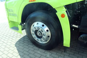 һ����� J7�ؿ� ������ 550���� 6X4ǣ����(��ѿ��)(CA4250P77K25T1E5)ͼƬ