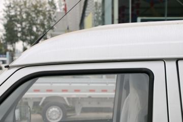 ���� ֮�� 1.2L 82���� ���� 2��˫��΢��(LZW1020SBQY)ͼƬ