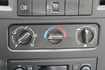 ���� ֮�� 1.2L 82���� ���� 2��˫��΢��(LZW1020SBQY)ͼƬ