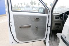 五菱 荣光V 112马力 汽油 1.5L封闭式货车