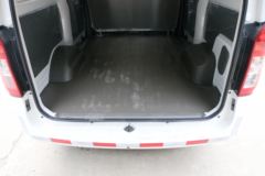 五菱 荣光V 112马力 汽油 1.5L封闭式货车