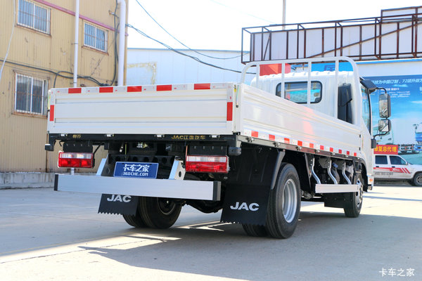 江淮帅铃Q3 130马力单排平板车现已到货