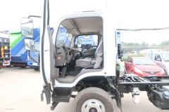 现代商用车 致道500M 加重版 156马力 4.165米单排厢式轻卡(CNJ5041XXYQDA33V)