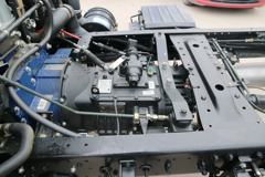 现代商用车 致道500M 加重版 156马力 4.165米单排厢式轻卡(CNJ5041XXYQDA33V)