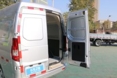 长安轻型车 睿行M80 2018款 舒适型 109马力 2座 1.5L平顶对开门封闭货车