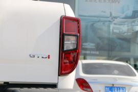 域虎3&nbsp;皮卡上装                                                图片