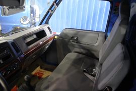 凯威中卡&nbsp;载货车驾驶室                                               图片