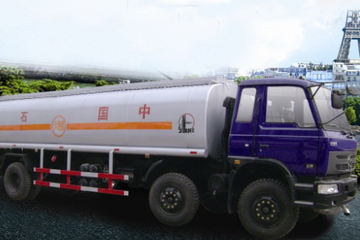江铃重汽 240马力 6X2 加油车(SXQ5300GYY)