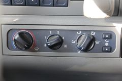 上汽红岩 杰狮 336马力 8X4 混凝土搅拌车(CQ5314GJBHTG336)