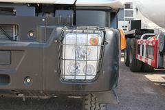 上汽红岩 杰狮 336马力 8X4 混凝土搅拌车(CQ5314GJBHTG336)
