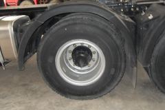 华菱 星凯马重卡 375马力 6X4 牵引车(HN4250HP40C2M3)