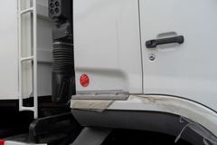华菱重卡 336马力 6X4 5.6米自卸车(HN3252P34C9M3)