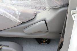 风骏5&nbsp;皮卡驾驶室                                               图片