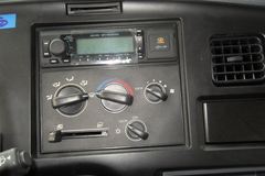 华菱重卡 300马力 6X4 5.6米自卸车(HN3252P34C9M3) 华菱重卡 300马力 6X4 5.6米自卸车(HN3252P34C9M3)