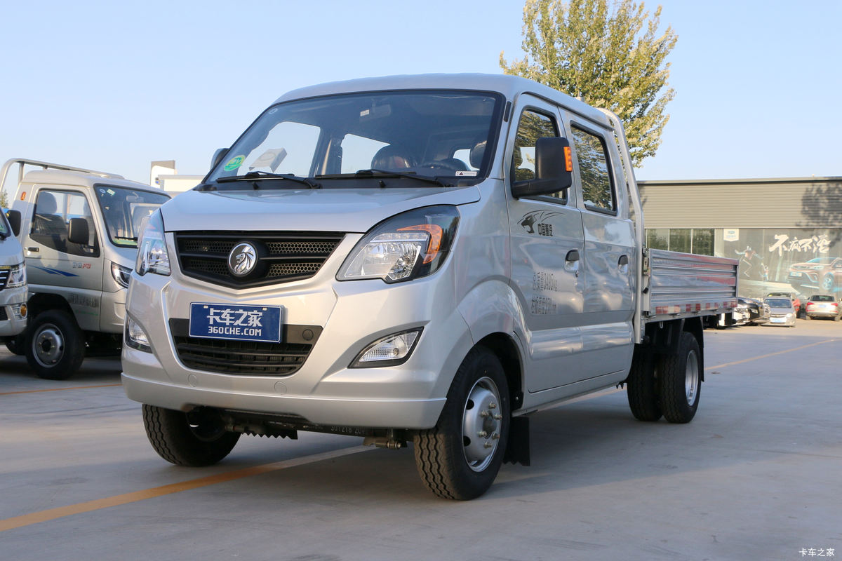 重汽王牌 W1 90马力 3米双排栏板微卡