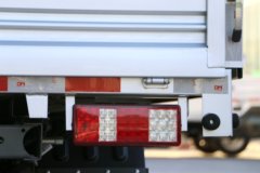 重汽王牌 W1新款 1.5L 102马力 汽油 2.8米双排栏板微卡(CDW1032S2M5Q)