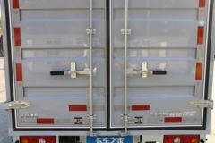 长安凯程 神骐T20L 2018款 舒适型 1.5L 112马力 汽油 3.05米双排厢式微卡(SC5035XXYSNAF5)