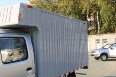 长安凯程 神骐T20L 2018款 舒适型 1.5L 112马力 汽油 3.05米双排厢式微卡(SC5035XXYSNAF5)