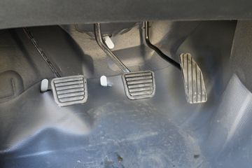  F30 2018 ʰ 1.5L 112 2.7(745)Ƥ ͼƬ