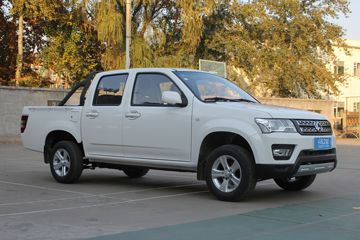 �������� ����F30 2016�� ��Ӣ�� 1.5L���� 112���� ����˫��Ƥ��ͼƬ