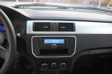 �������� ����F30 2016�� ��Ӣ�� 1.5L���� 112���� ����˫��Ƥ��ͼƬ