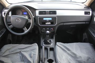 �������� ����F30 2016�� ��Ӣ�� 1.5L���� 112���� ����˫��Ƥ��ͼƬ