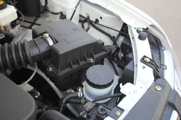 �������� ����F30 2016�� ��Ӣ�� 1.5L���� 112���� ����˫��Ƥ��ͼƬ