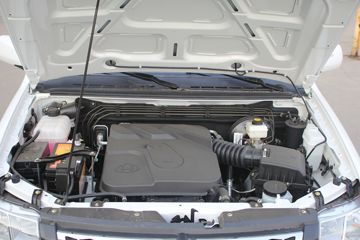 �������� ����F30 2016�� ��Ӣ�� 1.5L���� 112���� ����˫��Ƥ��ͼƬ