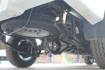 �������� ����F30 2016�� ��Ӣ�� 1.5L���� 112���� ����˫��Ƥ��ͼƬ