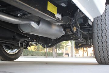 �������� ����F30 2016�� ��Ӣ�� 1.5L���� 112���� ����˫��Ƥ��ͼƬ