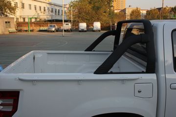 �������� ����F30 2016�� ��Ӣ�� 1.5L���� 112���� ����˫��Ƥ��ͼƬ