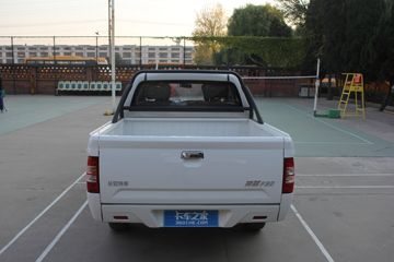 �������� ����F30 2016�� ��Ӣ�� 1.5L���� 112���� ����˫��Ƥ��ͼƬ