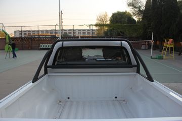 �������� ����F30 2016�� ��Ӣ�� 1.5L���� 112���� ����˫��Ƥ��ͼƬ