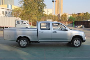 �������� ����F30 2016�� ��Ӣ�� 1.5L���� 112���� �����(����745)˫��Ƥ��ͼƬ