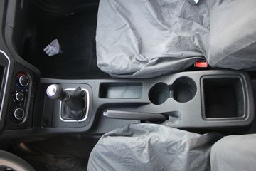 �������� ����F30 2016�� ��Ӣ�� 1.5L���� 112���� �����(����745)˫��Ƥ��ͼƬ