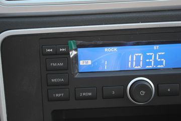 �������� ����F30 2016�� ��Ӣ�� 1.5L���� 112���� �����(����745)˫��Ƥ��ͼƬ