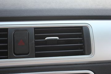 �������� ����F30 2016�� ��Ӣ�� 1.5L���� 112���� �����(����745)˫��Ƥ��ͼƬ