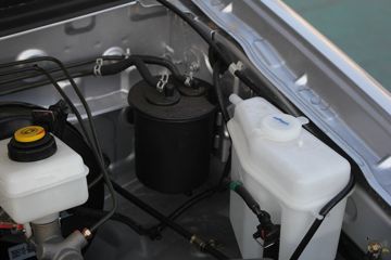 �������� ����F30 2016�� ��Ӣ�� 1.5L���� 112���� �����(����745)˫��Ƥ��ͼƬ