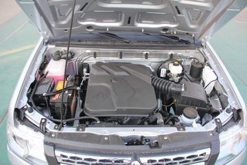 �������� ����F30 2016�� ��Ӣ�� 1.5L���� 112���� �����(����745)˫��Ƥ��ͼƬ