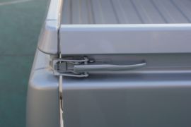 神骐F30&nbsp;皮卡上装                                                图片